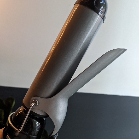 Revlon Curling Iron - Picture 3 of 3